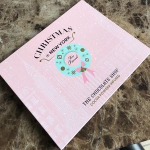 Too faced: The Chocolate shop eyeshadow Palette